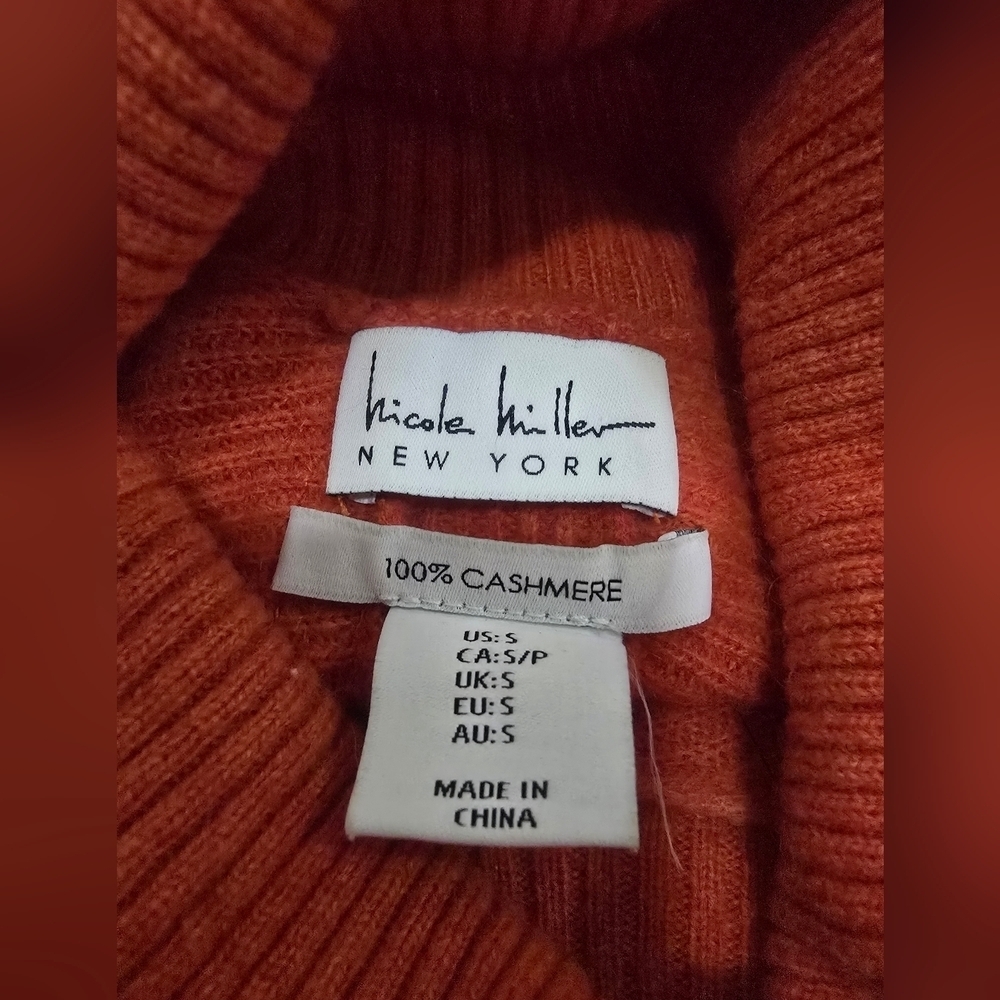 Women's Cozy Orange Turtleneck Sweater - Picture 9 of 9